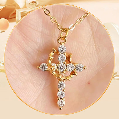 Halsband ‘Forever Cross & Crown’ med moissanite